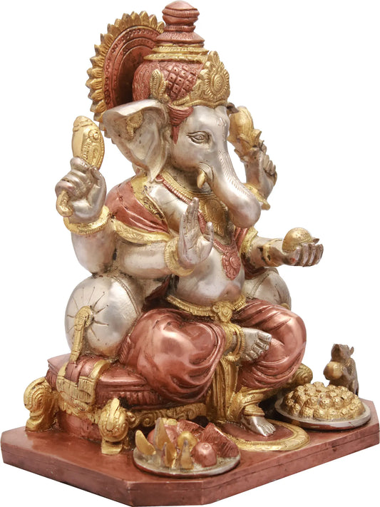 ब्रेसॉरा™ पूजा गणेश भेंट के साथ | ड्यूल टोन फ़िनिश वाली हस्तनिर्मित पीतल की मूर्ति | ऊंचाई 12 इंच और वज़न 8.60 किलोग्राम
