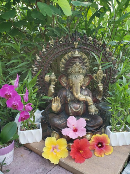 Brassaura® Large Lord Ganesha Seated on Lotus with Prabhavali & Kirtimukha | Height 25.6 Inches & Weight 34.98 kgs