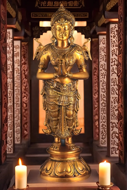Brassaura™ Brass Welcome Namaste Lady Statue – Height 30.5 Inches & Weight 14.5 Kgs | Elegant Entrance & Home Décor