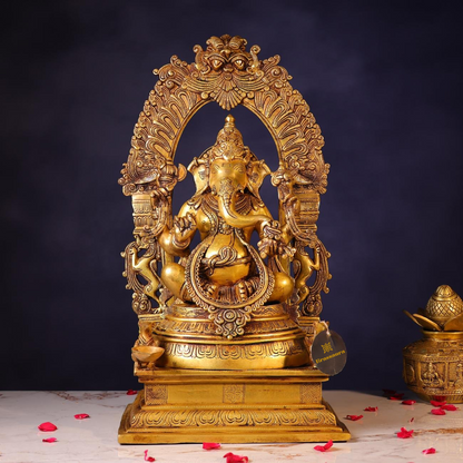 ब्रासोरा® वृंदावन वेणुगोपाल कृष्ण पीतल की प्रतिमा मोर के साथ | एंटीक नीला और सुनहरा रंग | ऊँचाई 20 इंच