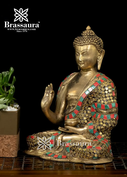 घर और सजावट के लिए पीतल का बुद्ध, वज़न 5.5 किलोग्राम, ऊंचाई 11.5 इंच