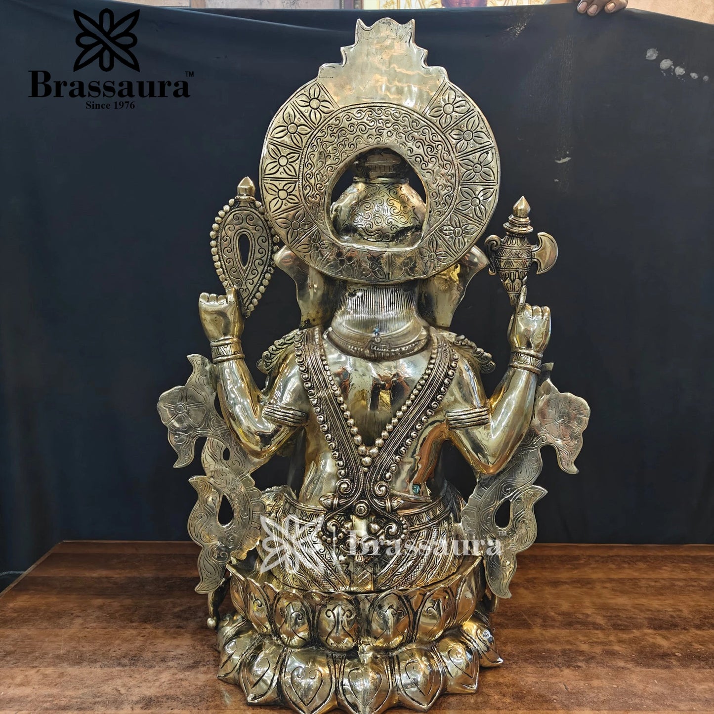 Brassaura™ Brass Jewellery Ganesha Statue for Home and Decor | Weight 45 Kgs | Height 29 Inches