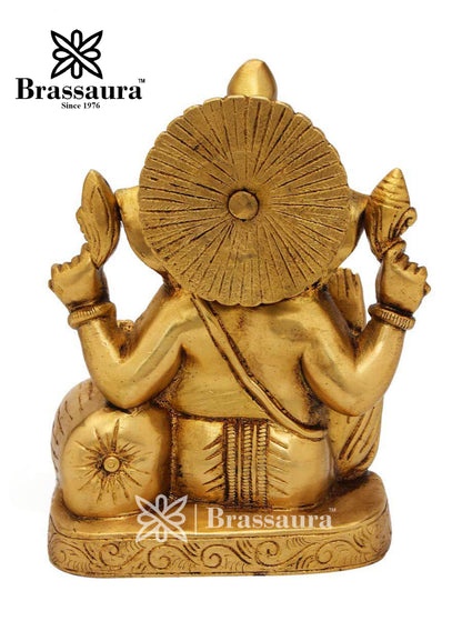 Brass Ganesha Statue For Home Decor Weight 2.1 Kg And Height 7 Inch