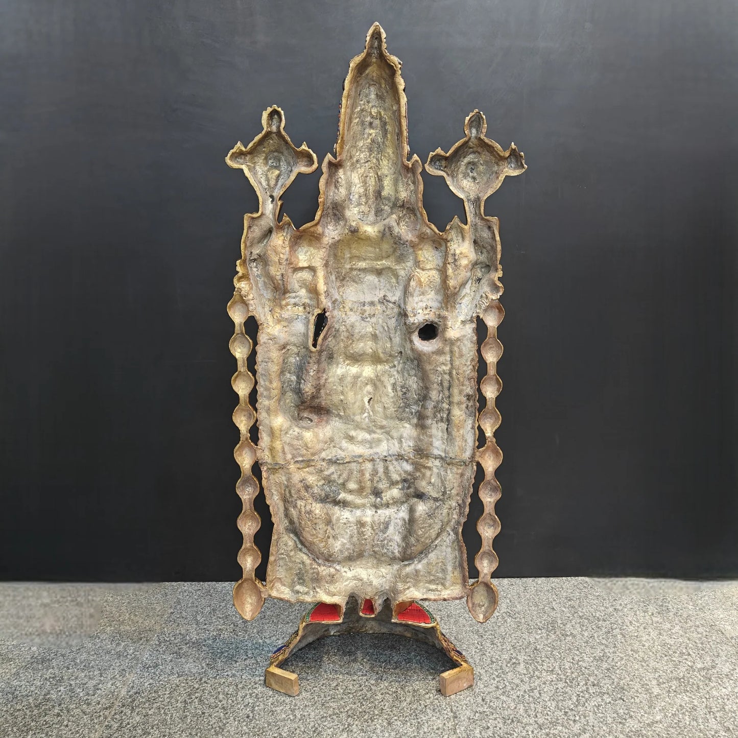 ब्रासोरा® वृंदावन वेणुगोपाल कृष्ण पीतल की प्रतिमा मोर के साथ | एंटीक नीला और सुनहरा रंग | ऊँचाई 20 इंच