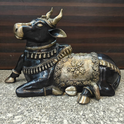 Brassaura® Brass Nandi Bull Idol | Sacred Nandi Statue for Home Temple, Shiv Mandir, Spiritual Décor & Vastu | 22 Inches | 28 Kg