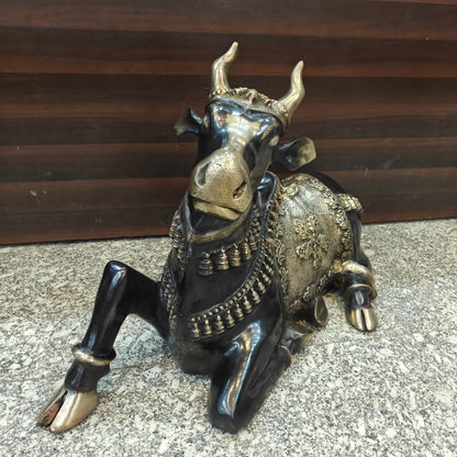 Brassaura® Brass Nandi Bull Idol | Sacred Nandi Statue for Home Temple, Shiv Mandir, Spiritual Décor & Vastu | 22 Inches | 28 Kg