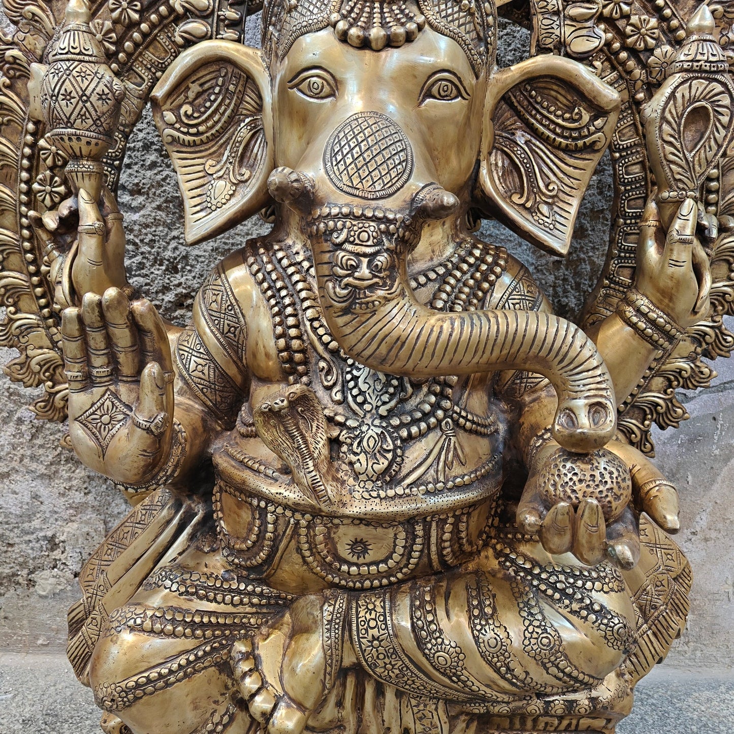 Brassaura® Brass Lord Ganesha Idol | Handcrafted Ganpati Murti for Home Temple, Living Room & Spiritual Décor | 50 Inches | 130 Kg