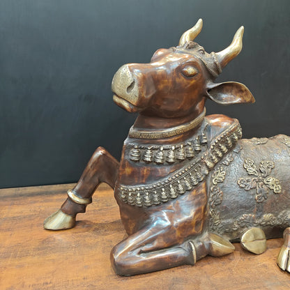Brassaura® Brass Nandi Bull Statue | Handcrafted Lord Shiva Nandi Idol for Home Temple, Pooja Room & Spiritual Décor | 22 Inches | 28 Kg