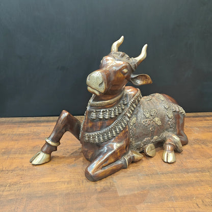 Brassaura® Brass Nandi Bull Statue | Handcrafted Lord Shiva Nandi Idol for Home Temple, Pooja Room & Spiritual Décor | 22 Inches | 28 Kg