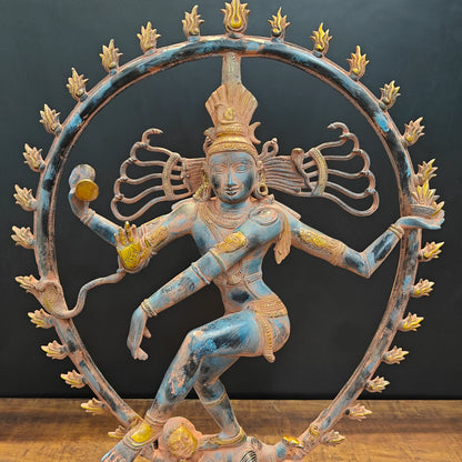 ब्रासोरा® वृंदावन वेणुगोपाल कृष्ण पीतल की प्रतिमा मोर के साथ | एंटीक नीला और सुनहरा रंग | ऊँचाई 20 इंच