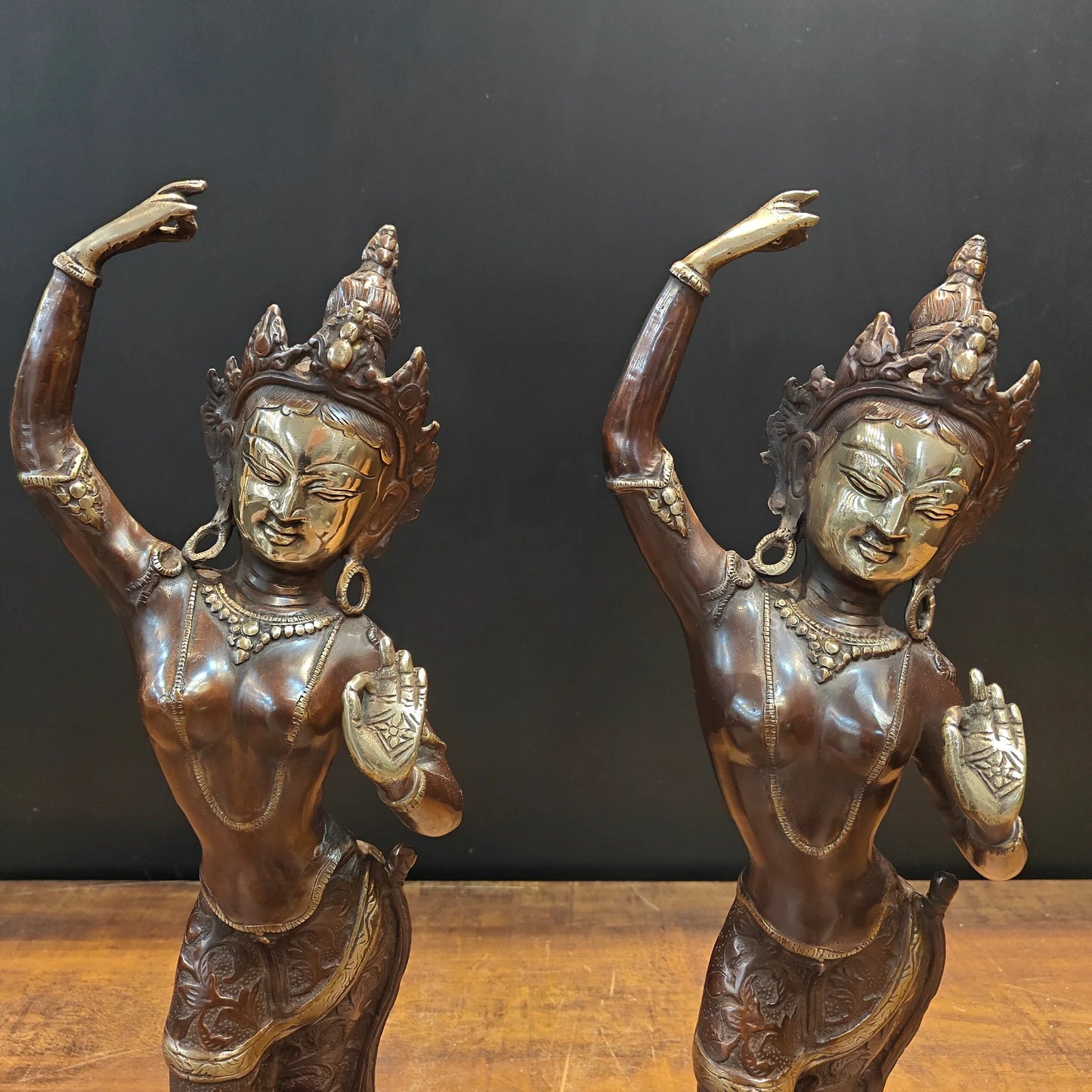 Brassaura® Brass Dancing Tara Statue Set of 2 | Handcrafted Goddess Tara Sculptures for Home Décor, Meditation Room & Spiritual Gifting | 20 Inches | 8.8 Kg