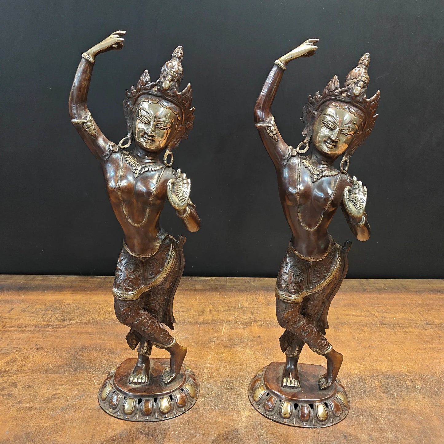 Brassaura® Brass Dancing Tara Statue Set of 2 | Handcrafted Goddess Tara Sculptures for Home Décor, Meditation Room & Spiritual Gifting | 20 Inches | 8.8 Kg