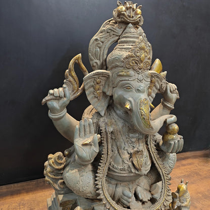 ब्रासोरा® वृंदावन वेणुगोपाल कृष्ण पीतल की प्रतिमा मोर के साथ | एंटीक नीला और सुनहरा रंग | ऊँचाई 20 इंच