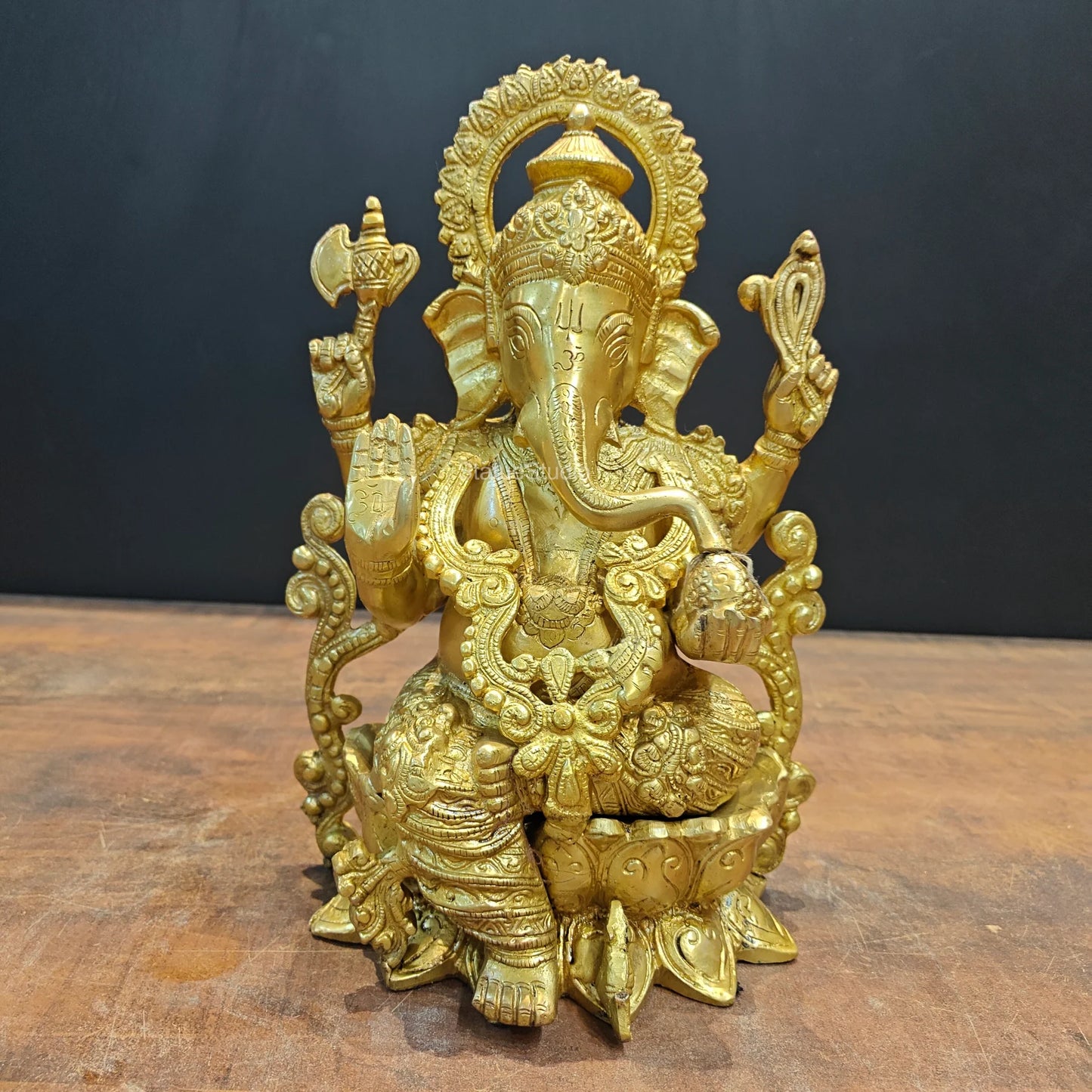 Brassaura® Lord Ganesha Brass Idol | Premium Solid Brass Ganpati Murti with Intricate Traditional Design | Handcrafted Hindu God Statue for Home Temple, Pooja Room & Spiritual Décor | Height 12.5 Inches | 7.5 Kg