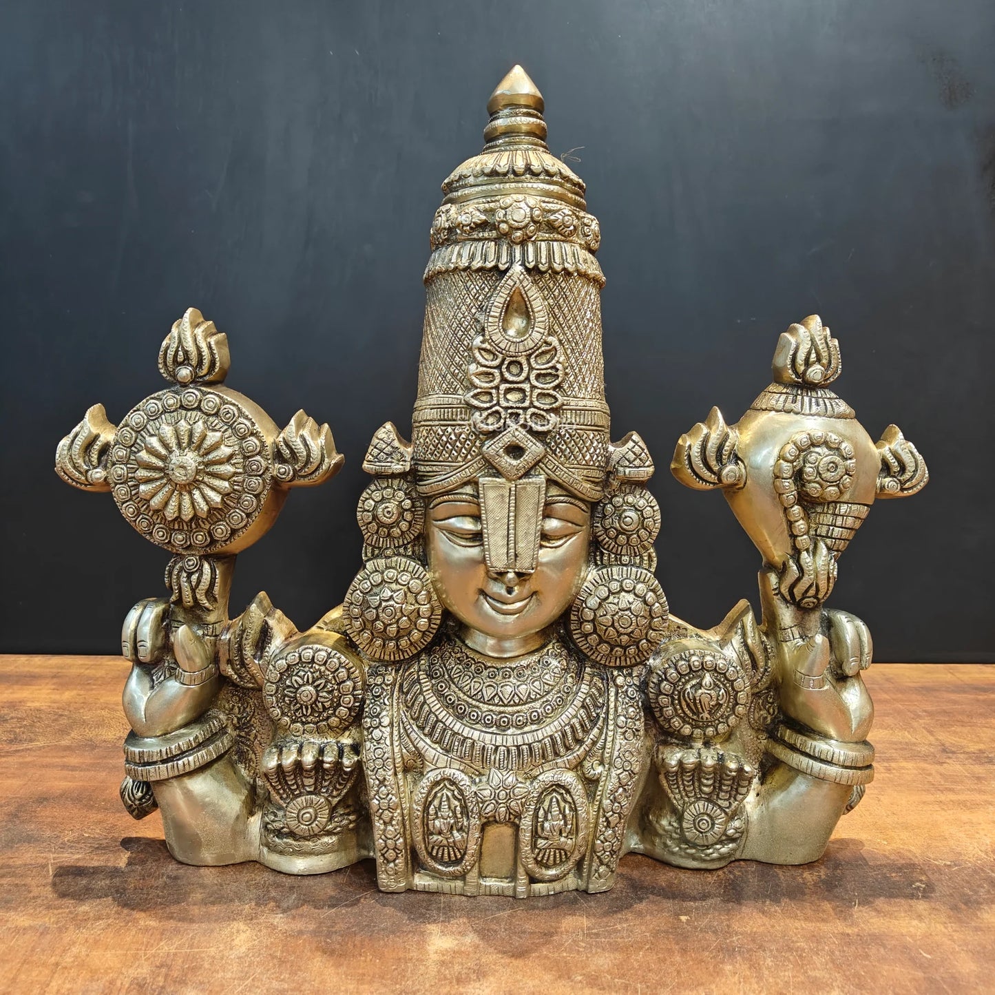 Brassaura® Lord Balaji Brass Bust Idol | Handcrafted Tirupati Venkateswara Statue for Home Temple, Spiritual Décor & Vastu | 19 Inches | 15 Kg