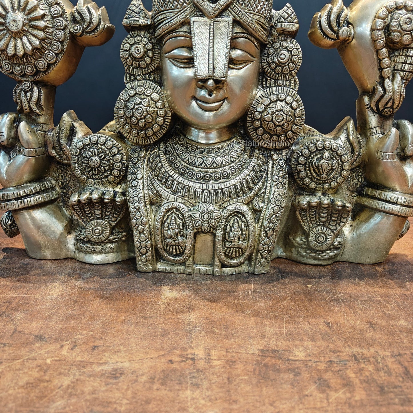Brassaura® Lord Balaji Brass Bust Idol | Handcrafted Tirupati Venkateswara Statue for Home Temple, Spiritual Décor & Vastu | 19 Inches | 15 Kg