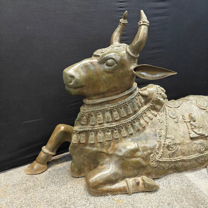 ब्रासोरा® वृंदावन वेणुगोपाल कृष्ण पीतल की प्रतिमा मोर के साथ | एंटीक नीला और सुनहरा रंग | ऊँचाई 20 इंच