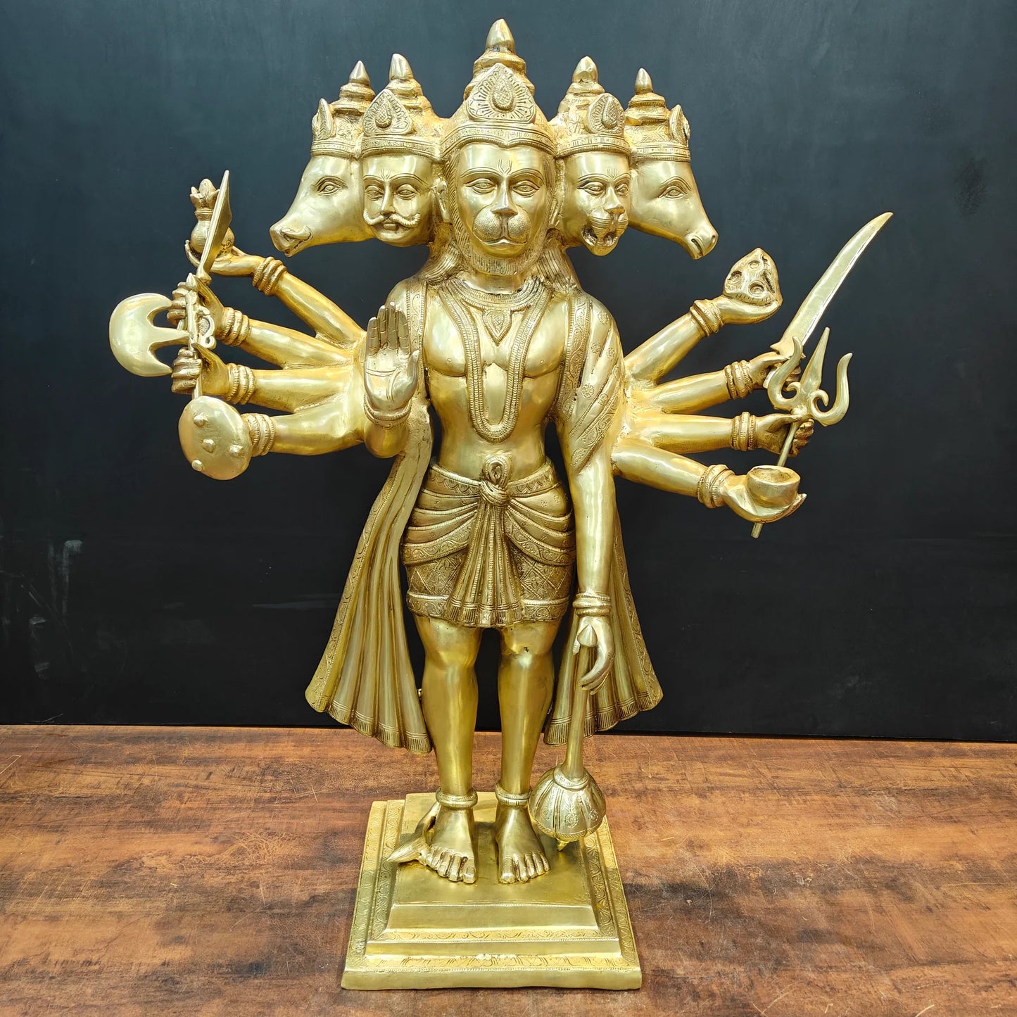 ब्रासोरा® वृंदावन वेणुगोपाल कृष्ण पीतल की प्रतिमा मोर के साथ | एंटीक नीला और सुनहरा रंग | ऊँचाई 20 इंच