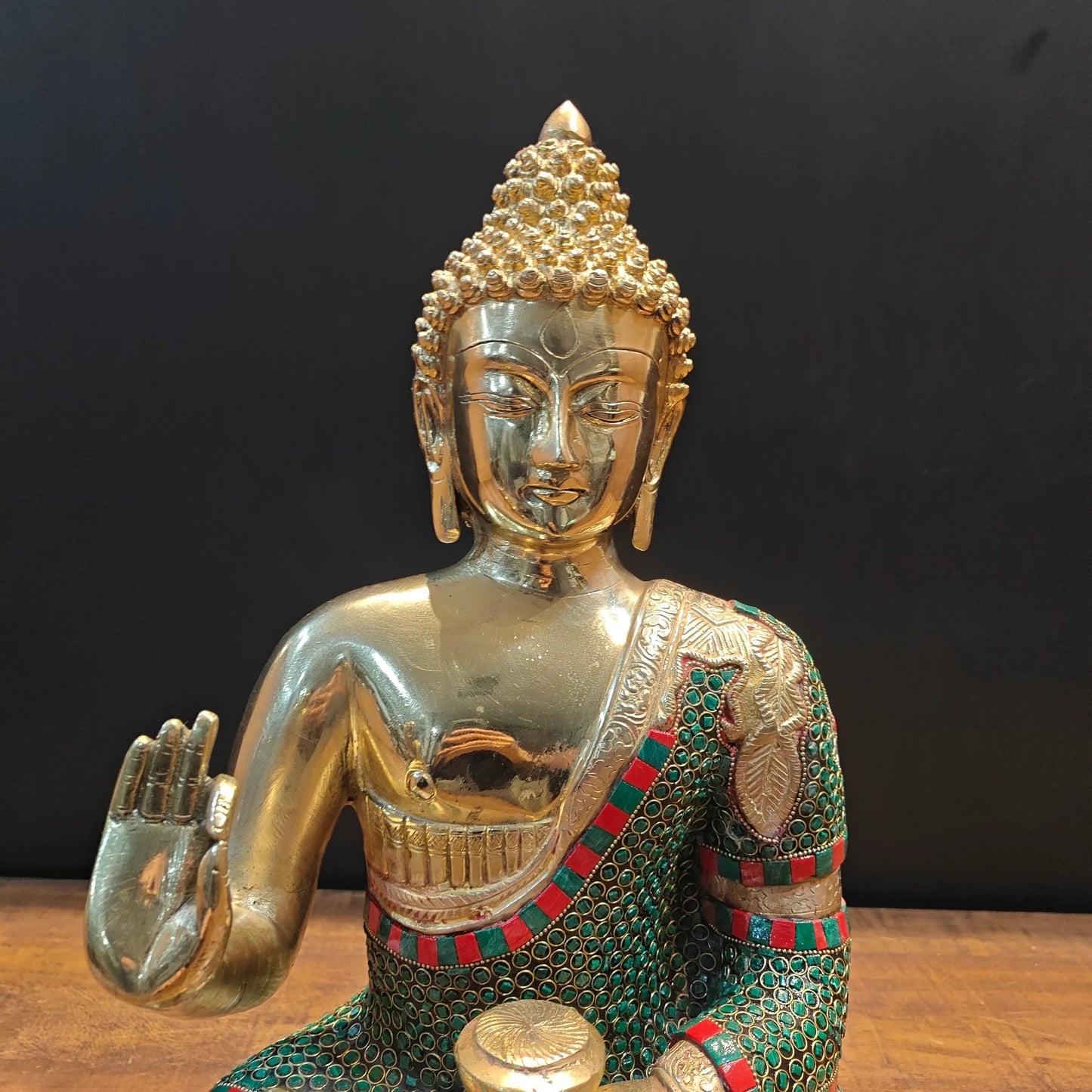 Brassaura® Brass Lord Buddha Idol | Premium Handcrafted Meditating Buddha Statue with Stone Work | Antique Finish | Home Temple, Living Room & Spiritual Décor | Height 20 Inches | 11.8 Kg