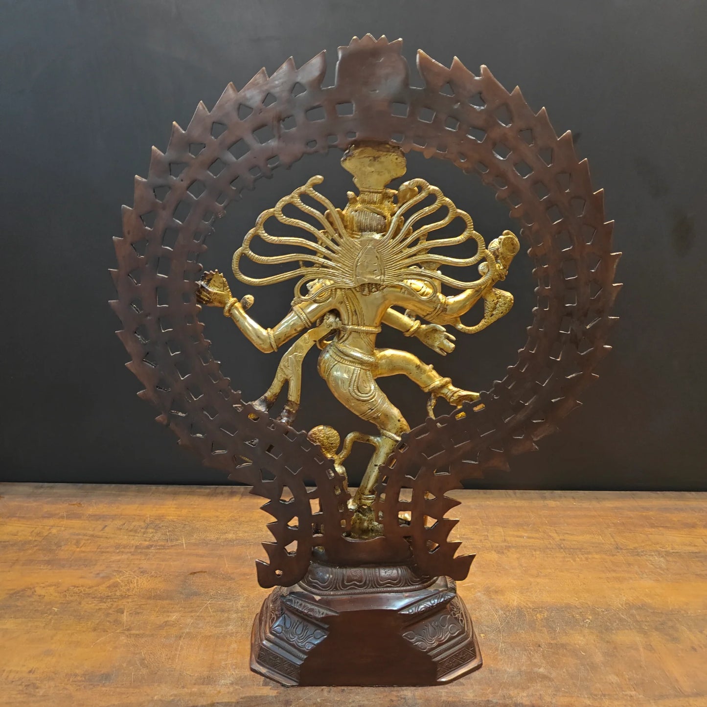 Brassaura® Brass Nataraja Statue | Lord Shiva Dancing in Cosmic Tandava | Handcrafted Brass Sculpture for Home Temple, Pooja Room & Spiritual Décor | Height 28 Inches | 19 Kg