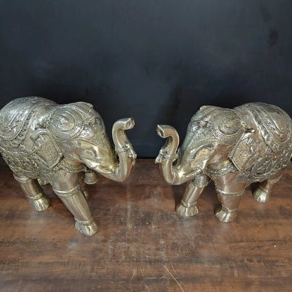 Brassaura® Pair of Decorative Brass Elephants | Symbol of Strength, Prosperity & Good Fortune | Height 22 Inches & Weight 70 Kgs