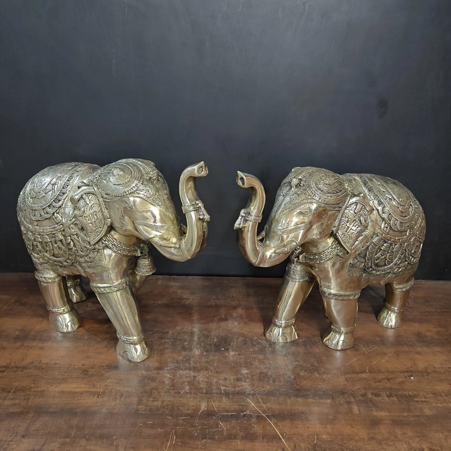 Brassaura® Pair of Decorative Brass Elephants | Symbol of Strength, Prosperity & Good Fortune | Height 22 Inches & Weight 70 Kgs
