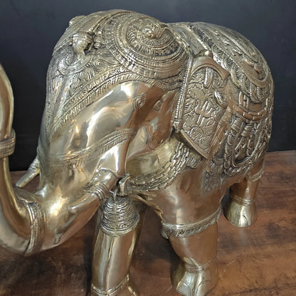 Brassaura® Pair of Decorative Brass Elephants | Symbol of Strength, Prosperity & Good Fortune | Height 22 Inches & Weight 70 Kgs