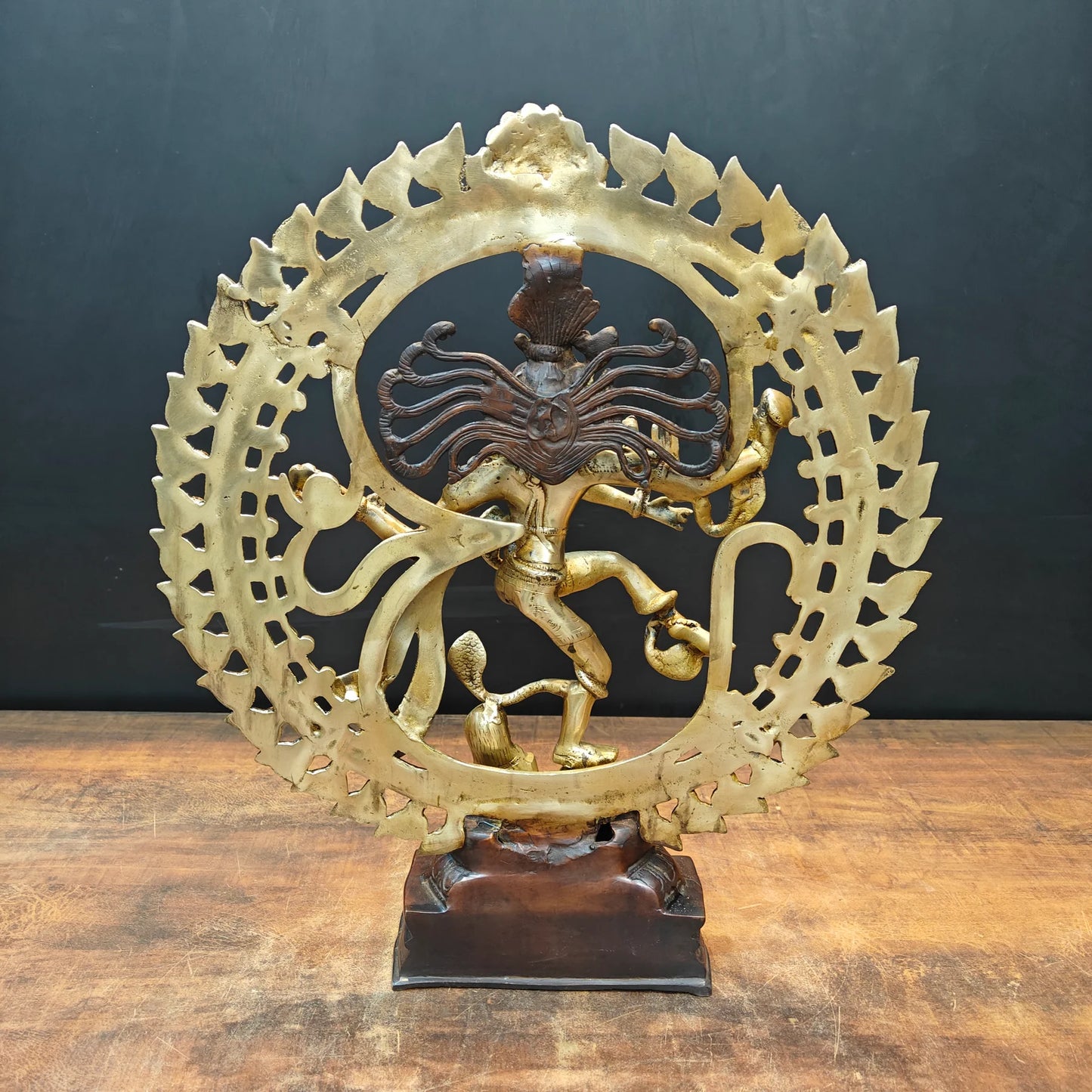 Brassaura® Brass Nataraja Statue | Lord Shiva Dancing in Cosmic Tandava | Handcrafted Brass Idol for Home Temple, Spiritual Décor & Gifting | 19.5 Inches | 8.5 Kg
