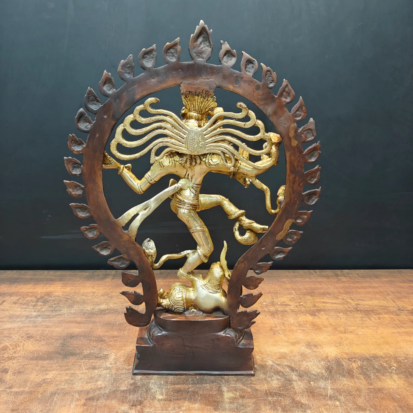 Brassaura® Brass Nataraja Statue | Lord Shiva Dancing Idol with Prabhamandala | Handcrafted Brass Shiv Tandav Murti for Home Temple, Office & Spiritual Décor | 20 Inches | 8.5 Kg