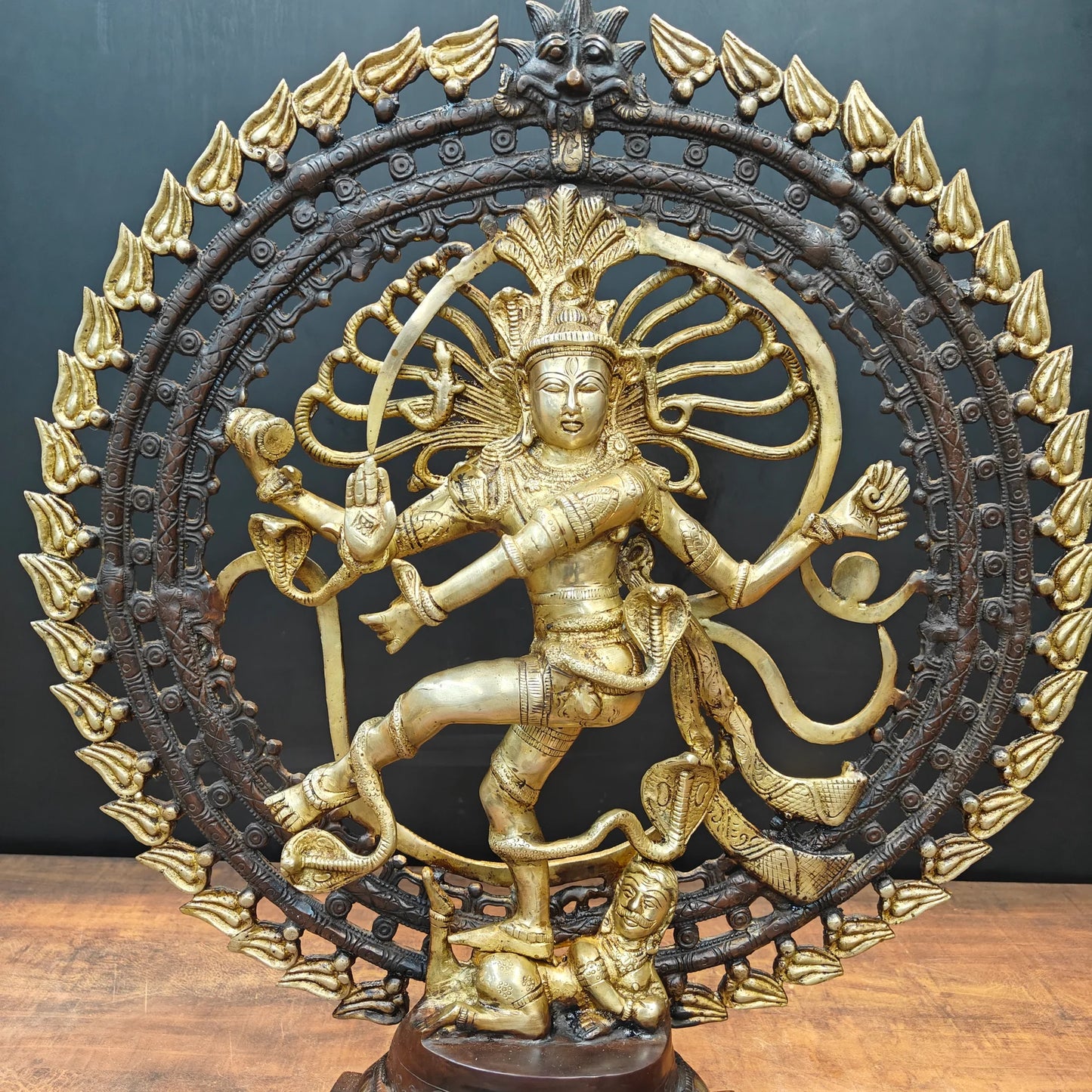 Brassaura® Brass Nataraja Statue | Lord Shiva Nataraja Dancing Idol with Prabhamandala | Premium Brass Spiritual Home Temple & Living Room Décor | Height 26 Inches | 16 Kg