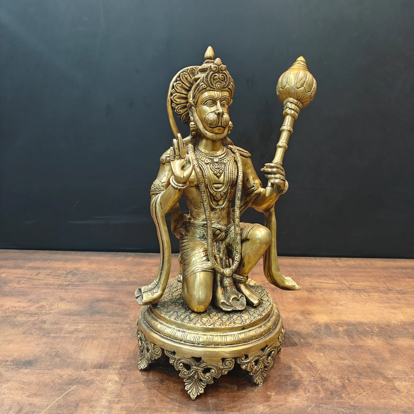 Brassaura® Brass Kneeling Hanuman Statue | Handcrafted Lord Hanuman Idol with Gada for Home Temple, Office & Spiritual Décor | 19 Inches | 15 Kg