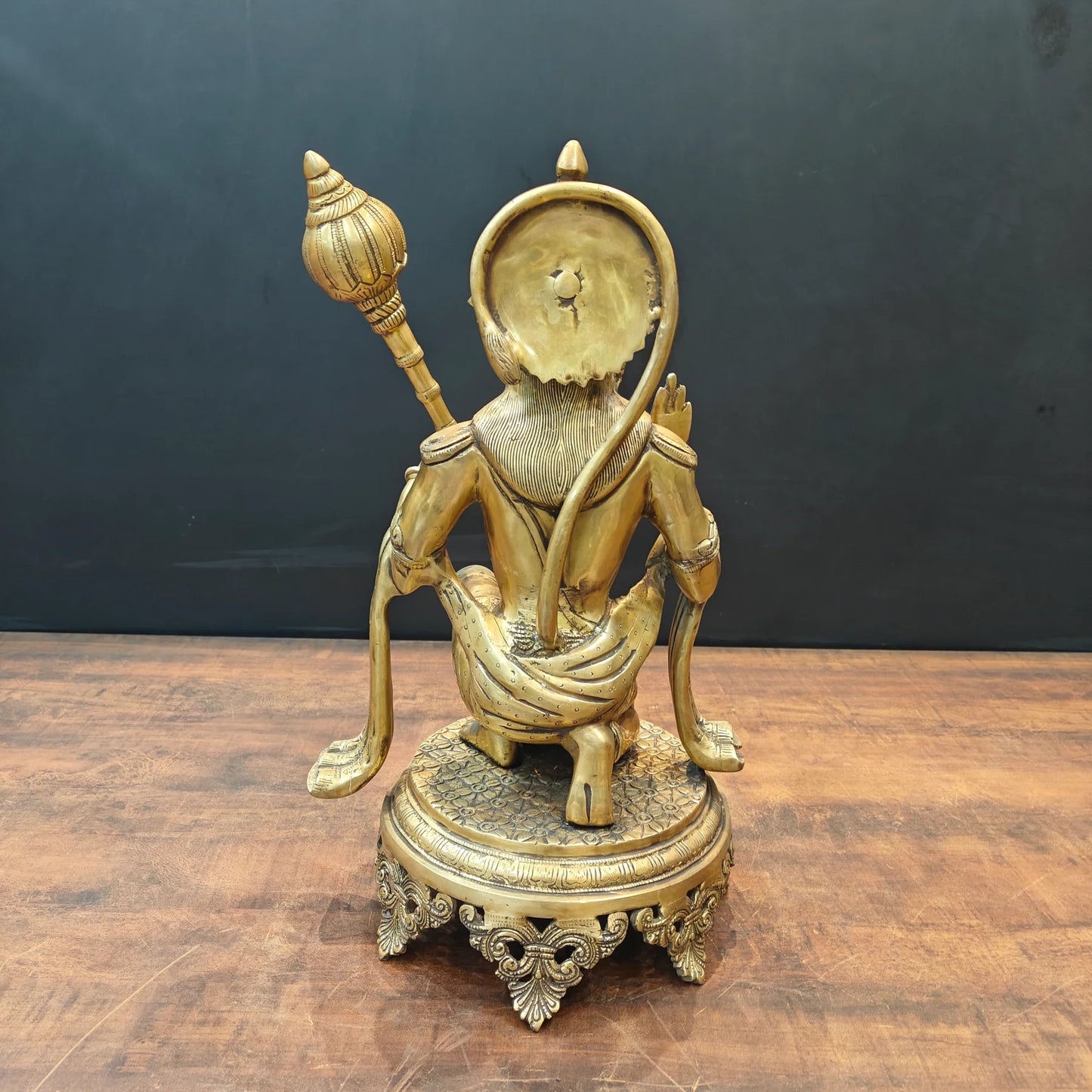 Brassaura® Brass Kneeling Hanuman Statue | Handcrafted Lord Hanuman Idol with Gada for Home Temple, Office & Spiritual Décor | 19 Inches | 15 Kg