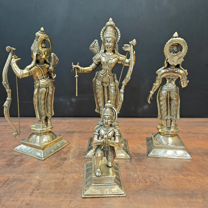 ब्रासोरा® वृंदावन वेणुगोपाल कृष्ण पीतल की प्रतिमा मोर के साथ | एंटीक नीला और सुनहरा रंग | ऊँचाई 20 इंच