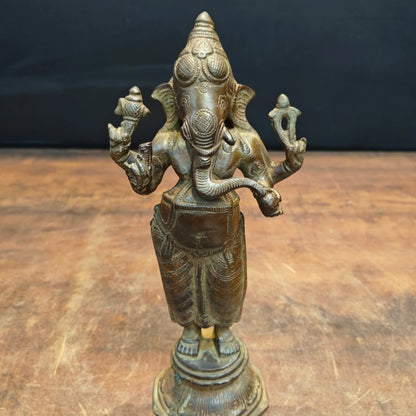Brassaura® Brass Standing Lord Ganesha Idol | Handcrafted Ganpati Brass Murti for Home Temple, Pooja Room, Vastu, Spiritual Décor & Gifting | 10 Inches | 2.5 Kg