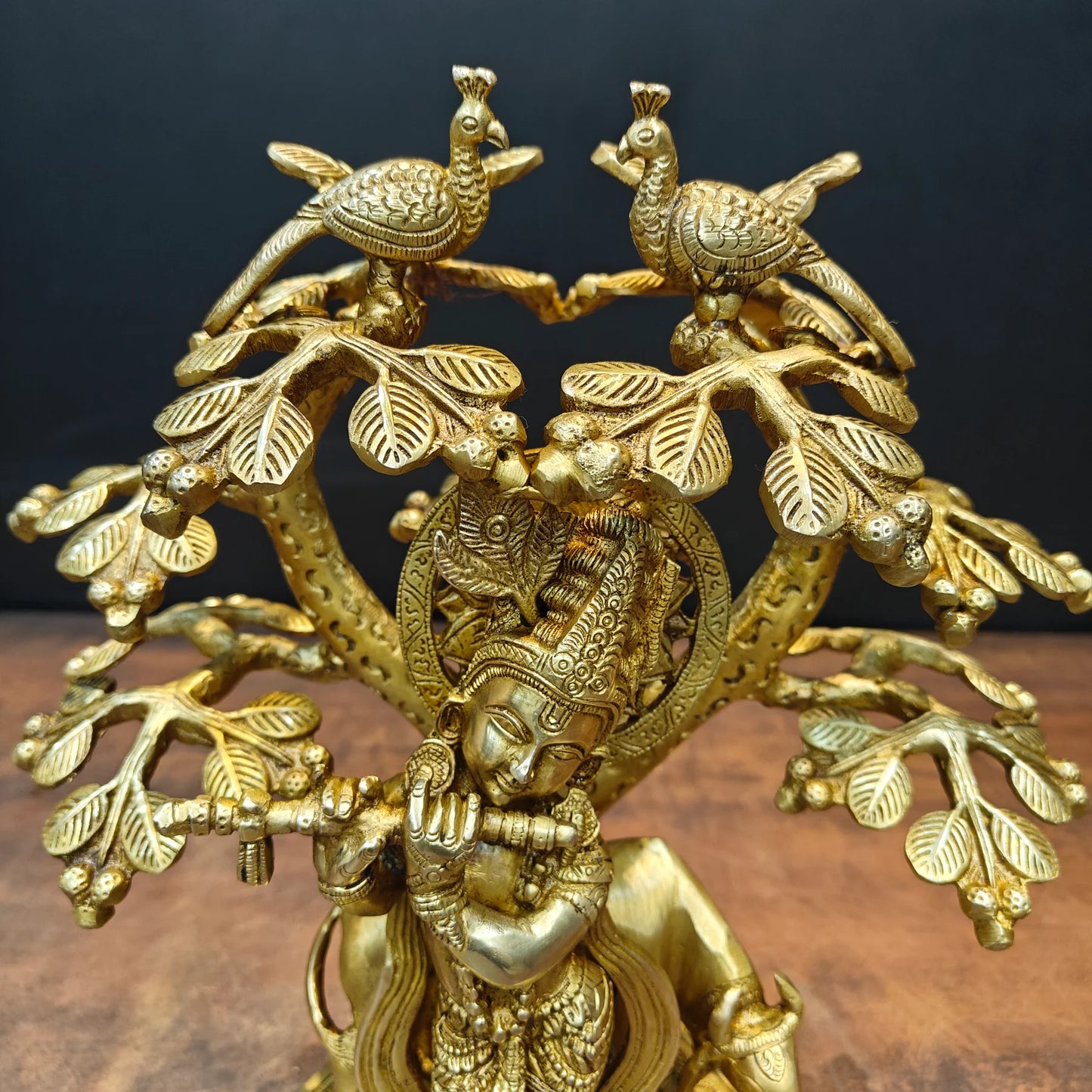Brassaura® Brass Lord Krishna Playing Flute Under Tree with Cow Statue | Handmade Krishna Idol for Home Temple, Living Room & Spiritual Décor | 14 Inches | 6.5 Kg