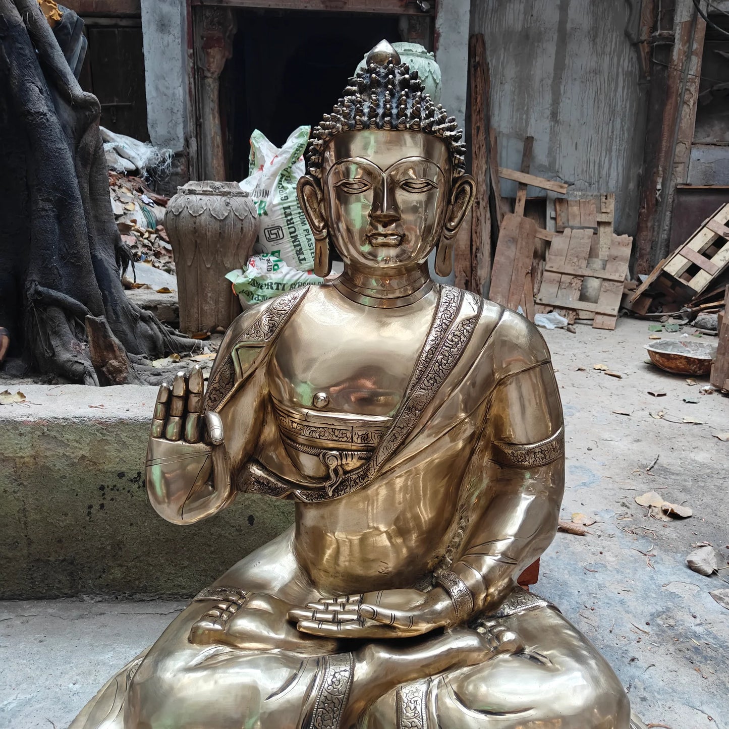 Brassaura® Meditating Buddha Brass Statue | Monumental Handcrafted Spiritual Sculpture | Height 46 Inches & Weight 85 Kgs