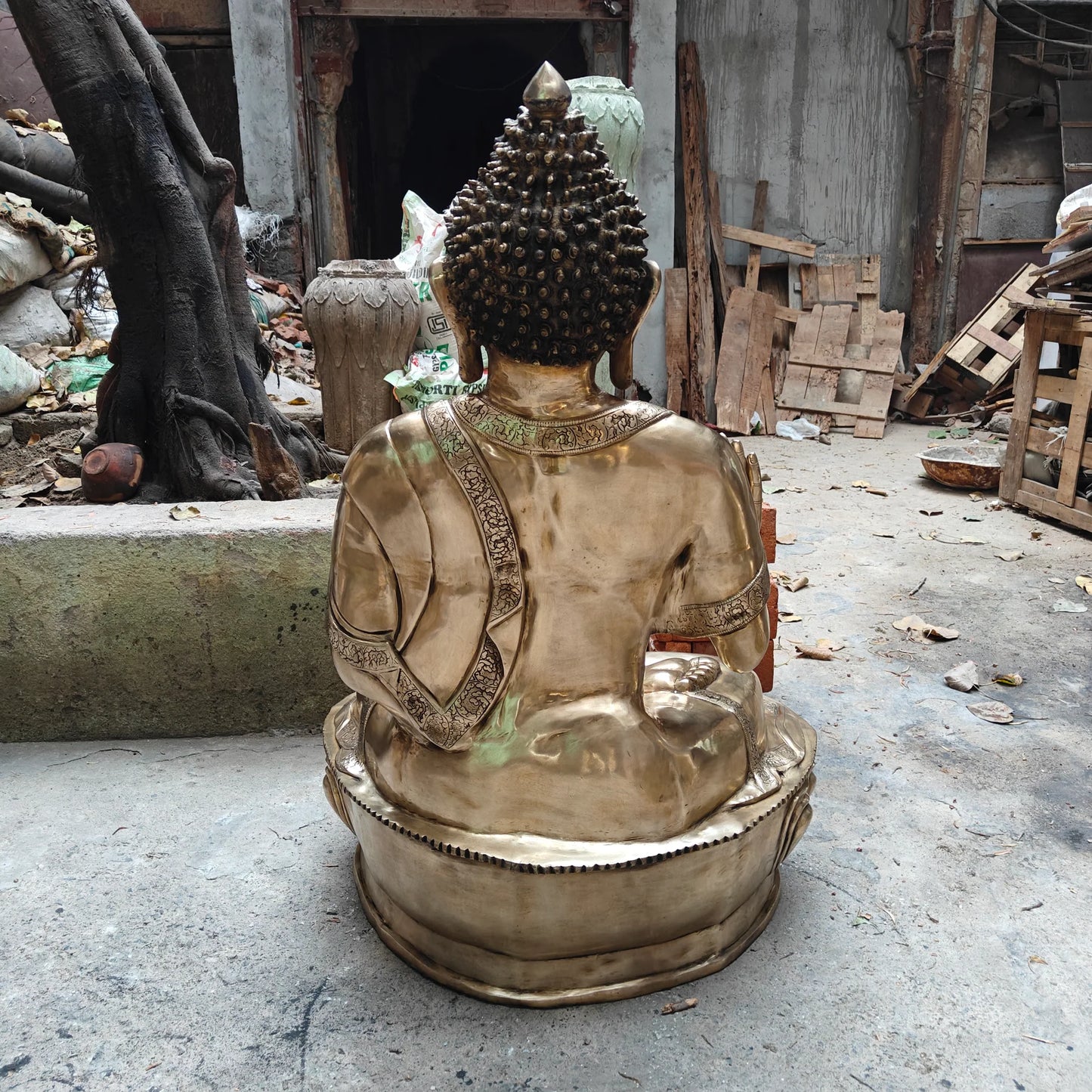 Brassaura® Meditating Buddha Brass Statue | Monumental Handcrafted Spiritual Sculpture | Height 46 Inches & Weight 85 Kgs