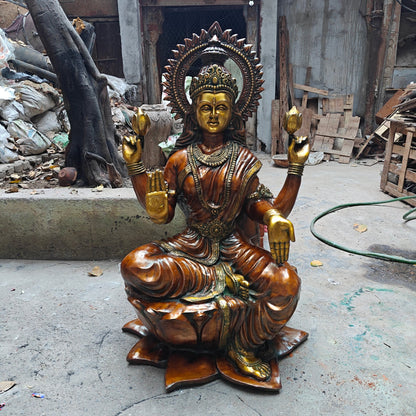 Brassaura® Goddess Lakshmi Brass Statue on Lotus Pedestal | Bestower of Wealth & Prosperity | Height 53 Inches & Weight 145 Kgs