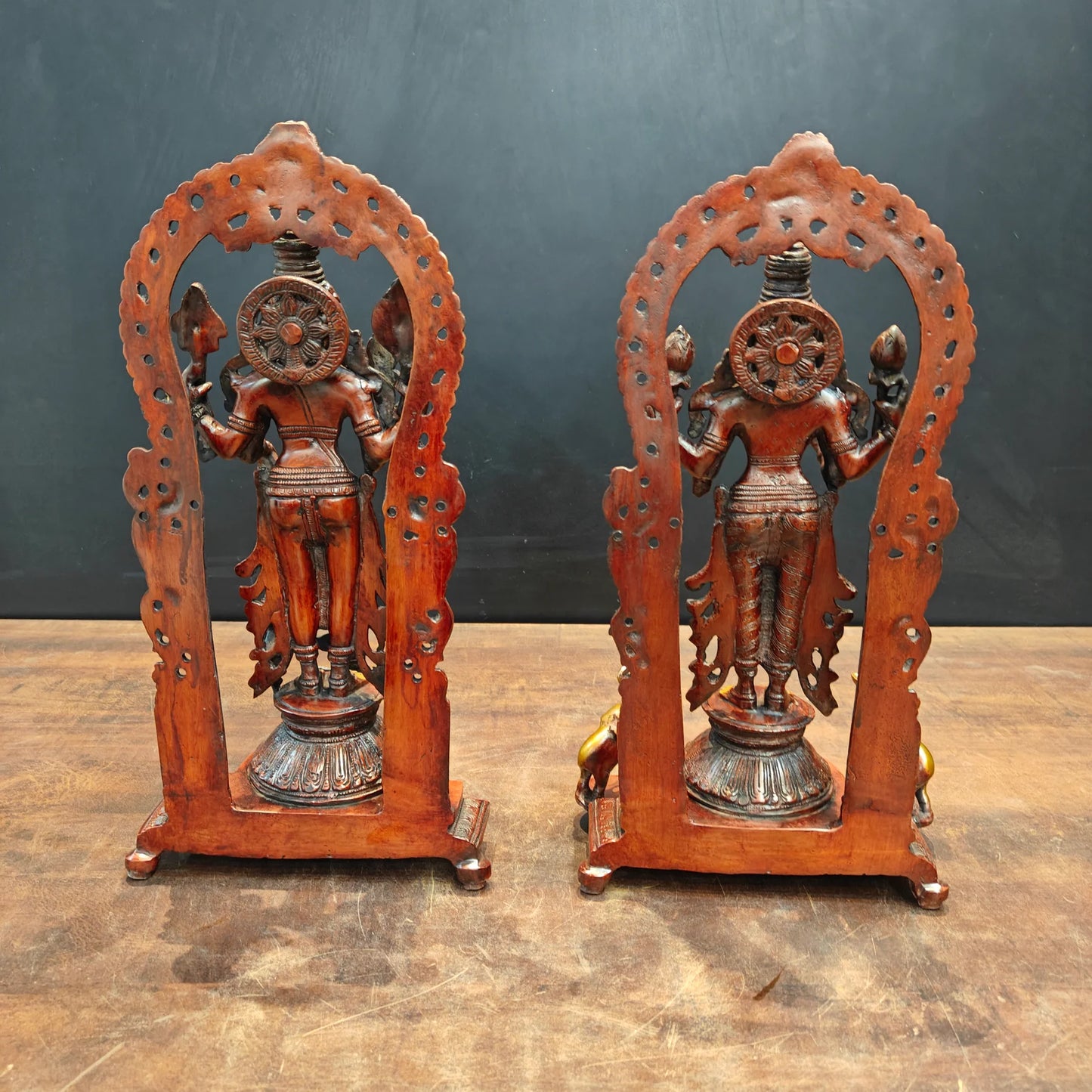 Brassaura® 16 Inch Brass Lakshmi Narayana Statue Set | Handcrafted Lakshmi Vishnu Idols for Home Temple, Pooja Room & Spiritual Décor | Antique Finish | 12 Kg