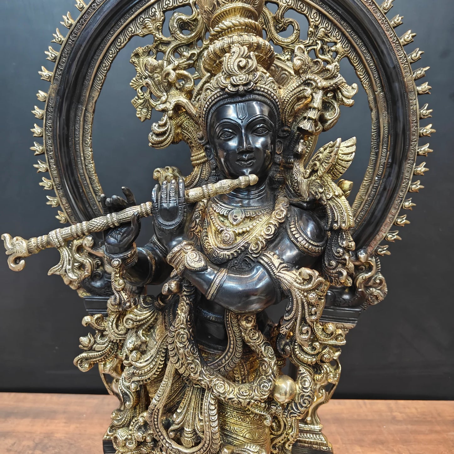 Brassaura® 32 Inch Brass Lord Krishna Statue | Handcrafted Krishna Idol for Home Temple, Pooja Room & Spiritual Décor | Antique Finish | 36 Kg