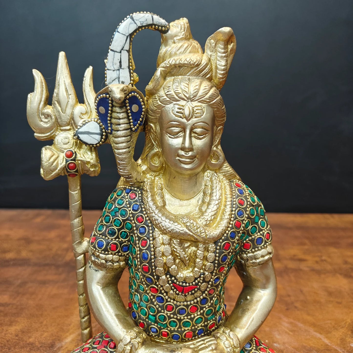 ब्रासोरा® वृंदावन वेणुगोपाल कृष्ण पीतल की प्रतिमा मोर के साथ | एंटीक नीला और सुनहरा रंग | ऊँचाई 20 इंच