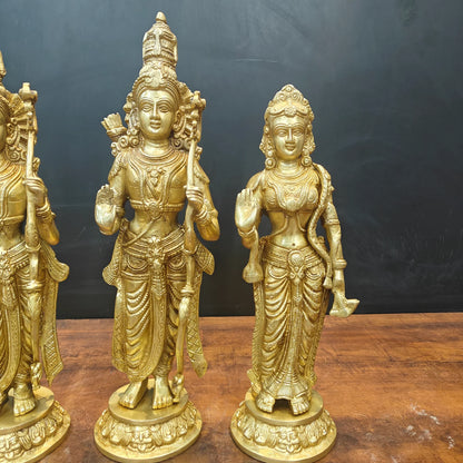 ब्रासोरा® वृंदावन वेणुगोपाल कृष्ण पीतल की प्रतिमा मोर के साथ | एंटीक नीला और सुनहरा रंग | ऊँचाई 20 इंच