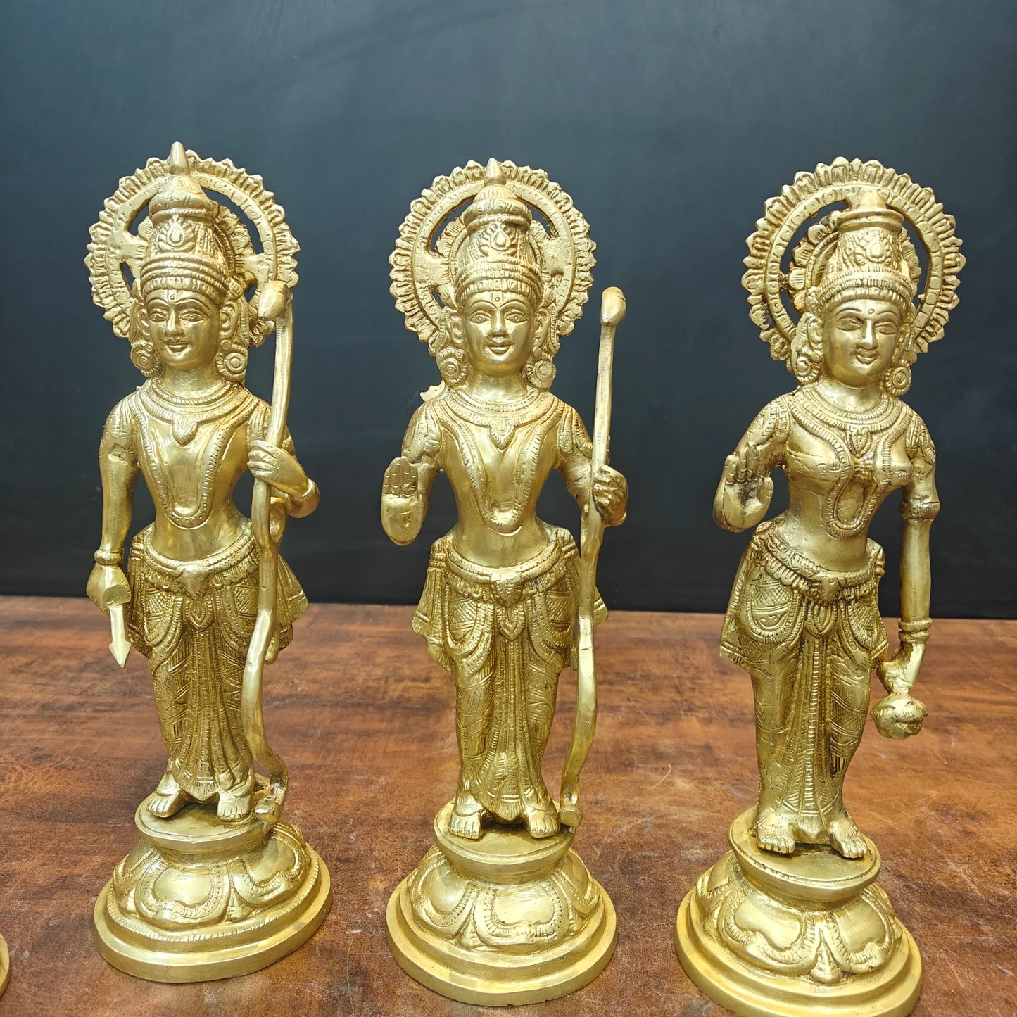 Brassaura® Handmade Brass Ram Darbar Idol Set with Hanuman | Ram, Sita, Lakshman & Hanuman Statue for Home Temple, Office & Pooja Room | Height 12.5 Inches | 10.5 Kg