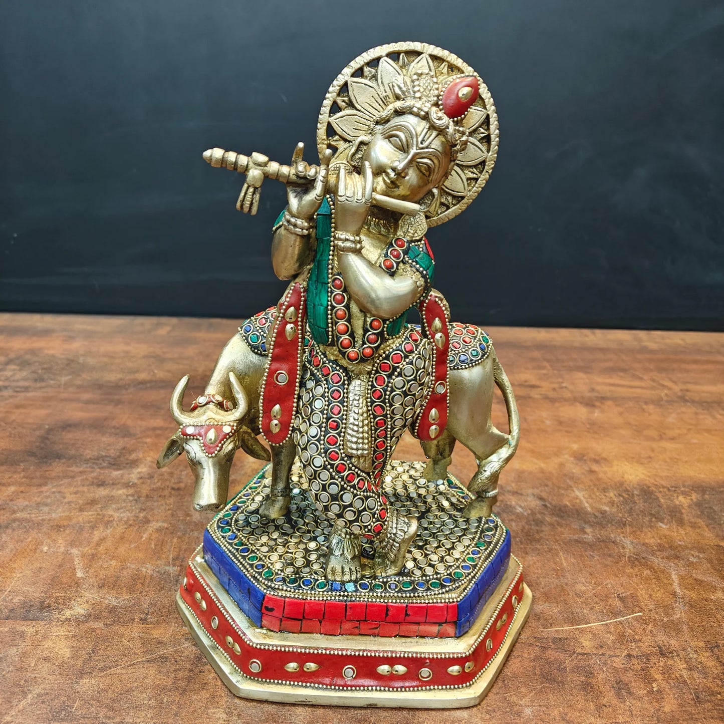 ब्रासोरा® वृंदावन वेणुगोपाल कृष्ण पीतल की प्रतिमा मोर के साथ | एंटीक नीला और सुनहरा रंग | ऊँचाई 20 इंच