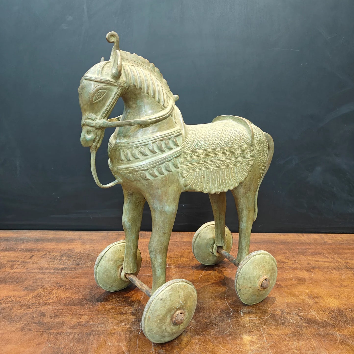 Brassaura® Brass Horse on Wheels Statue | Handcrafted Vintage Horse Showpiece | Traditional Brass Horse Sculpture for Home Décor, Vastu & Collectible Display | 18 Inches | 18 Kg