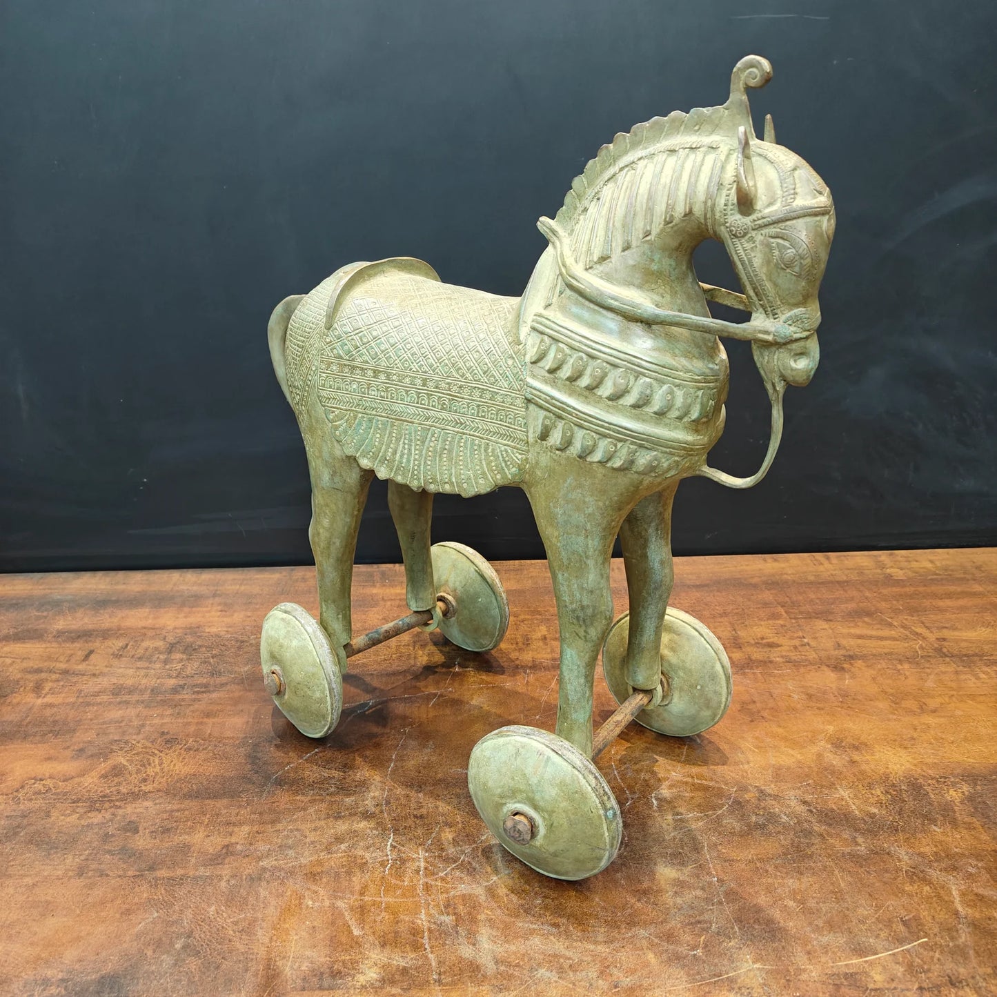 Brassaura® Brass Horse on Wheels Statue | Handcrafted Vintage Horse Showpiece | Traditional Brass Horse Sculpture for Home Décor, Vastu & Collectible Display | 18 Inches | 18 Kg