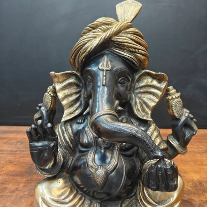 ब्रासोरा® वृंदावन वेणुगोपाल कृष्ण पीतल की प्रतिमा मोर के साथ | एंटीक नीला और सुनहरा रंग | ऊँचाई 20 इंच