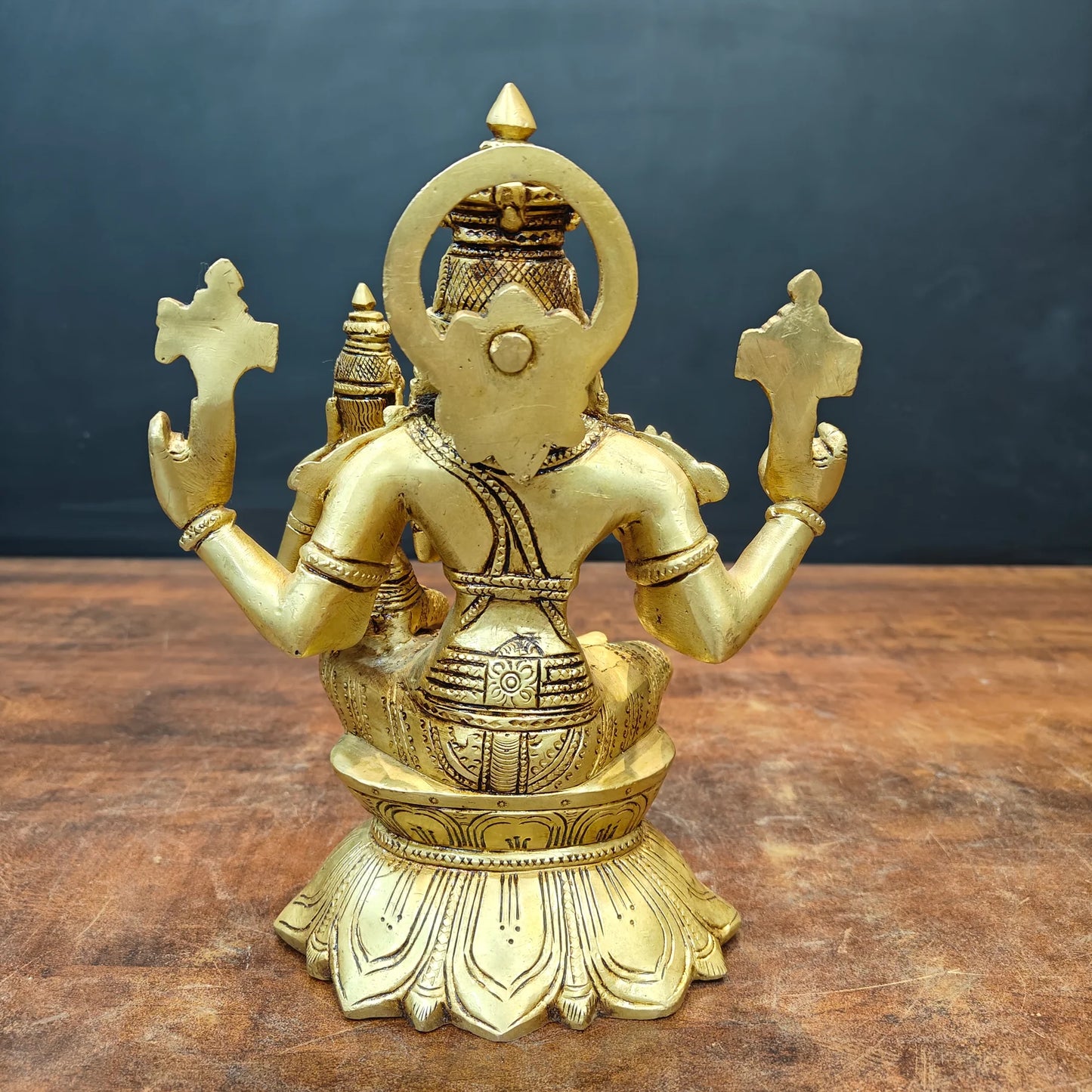 Brassaura® Handmade Brass Lakshmi Narayan Idol | Laxmi Vishnu Murti for Home Temple, Pooja Room & Spiritual Décor | Height 9 Inches | 4 Kg