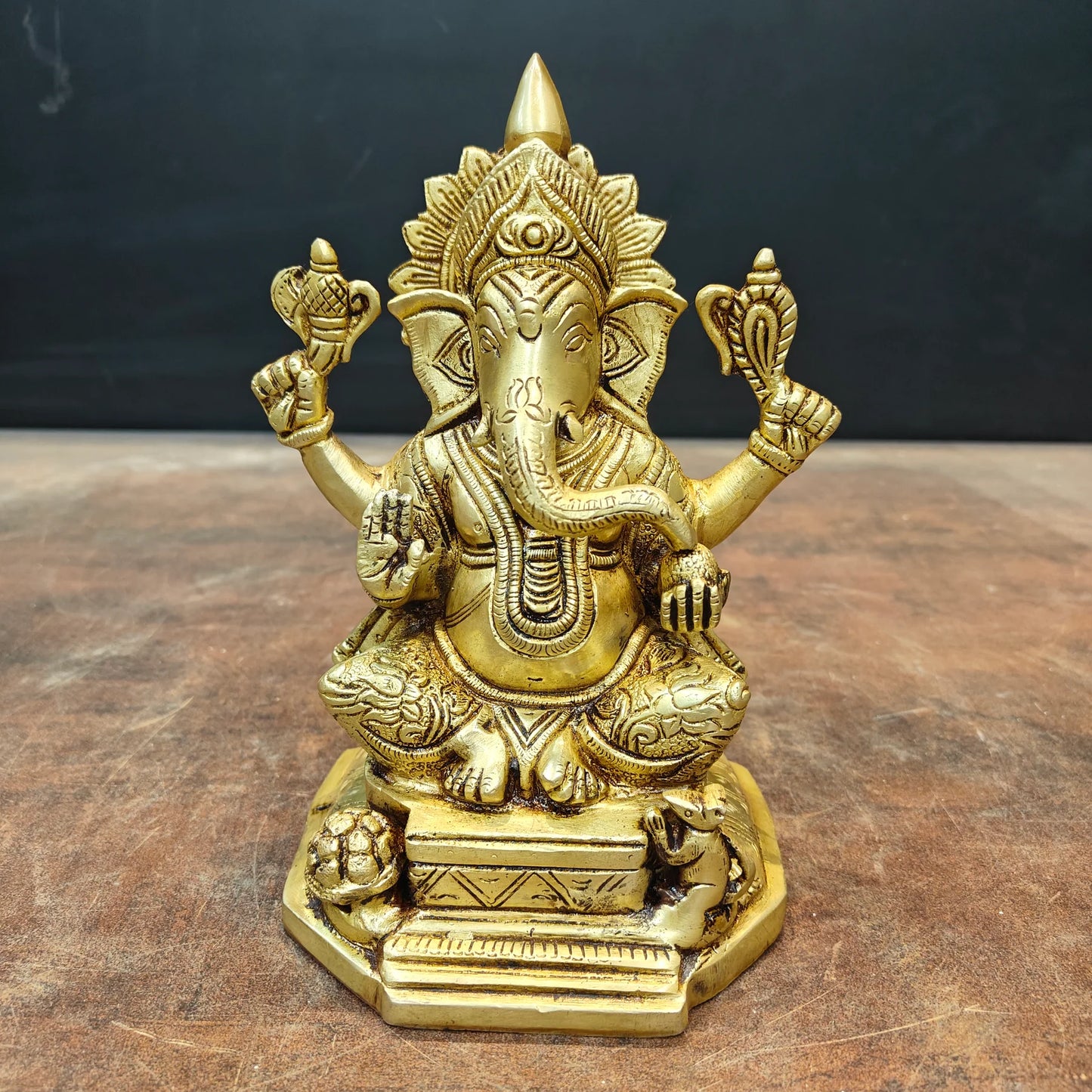 ब्रासोरा® वृंदावन वेणुगोपाल कृष्ण पीतल की प्रतिमा मोर के साथ | एंटीक नीला और सुनहरा रंग | ऊँचाई 20 इंच