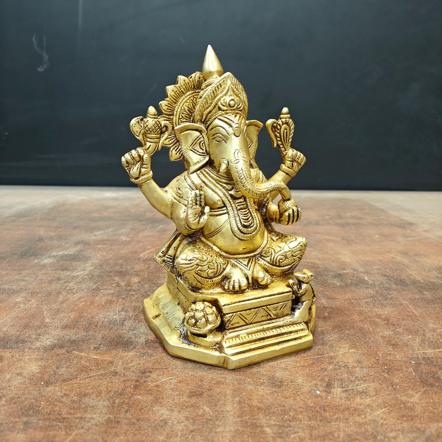 ब्रासोरा® वृंदावन वेणुगोपाल कृष्ण पीतल की प्रतिमा मोर के साथ | एंटीक नीला और सुनहरा रंग | ऊँचाई 20 इंच